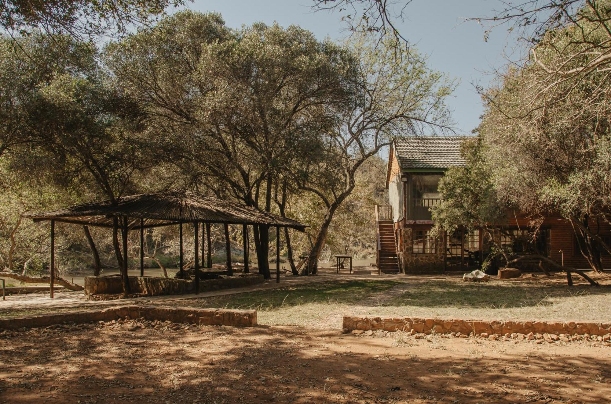 Апартаменти Wilgeboomsdrift Safaris Модімолле Екстер'єр фото